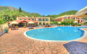 Mermaid Pool Studios&Bar